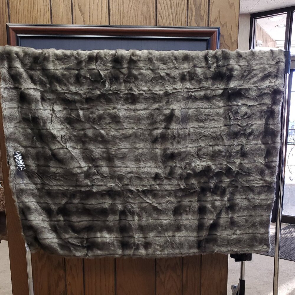 NWT Dark Gray Faux Fur Blanket